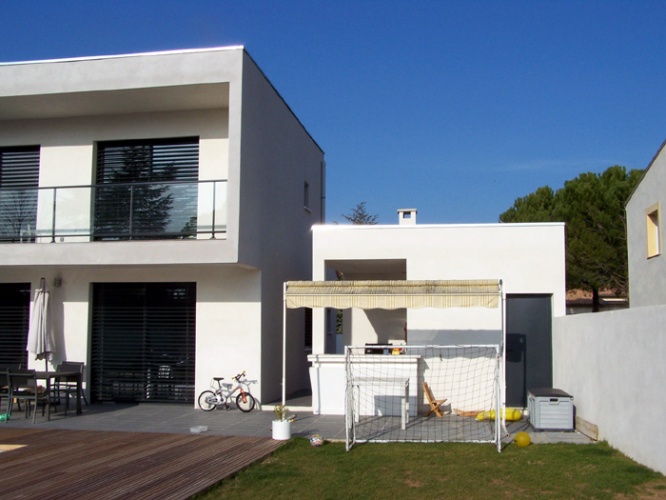 Maison contemporaine  Juvignac : Pool House